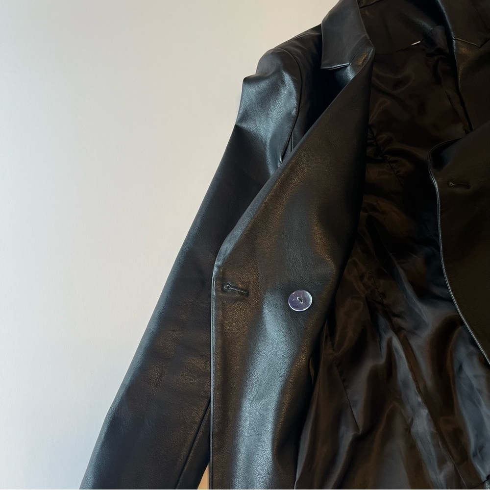 Faux Leather double breasted fitted blazer jacket, size XS/S, NWOT - Picture 15 of 16